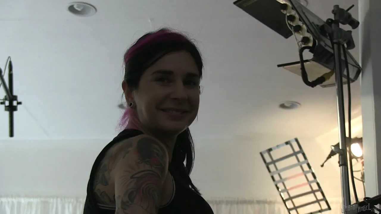 Burning Angel 'BTS Episode 28' starring Arabelle Raphael (Photo 1)