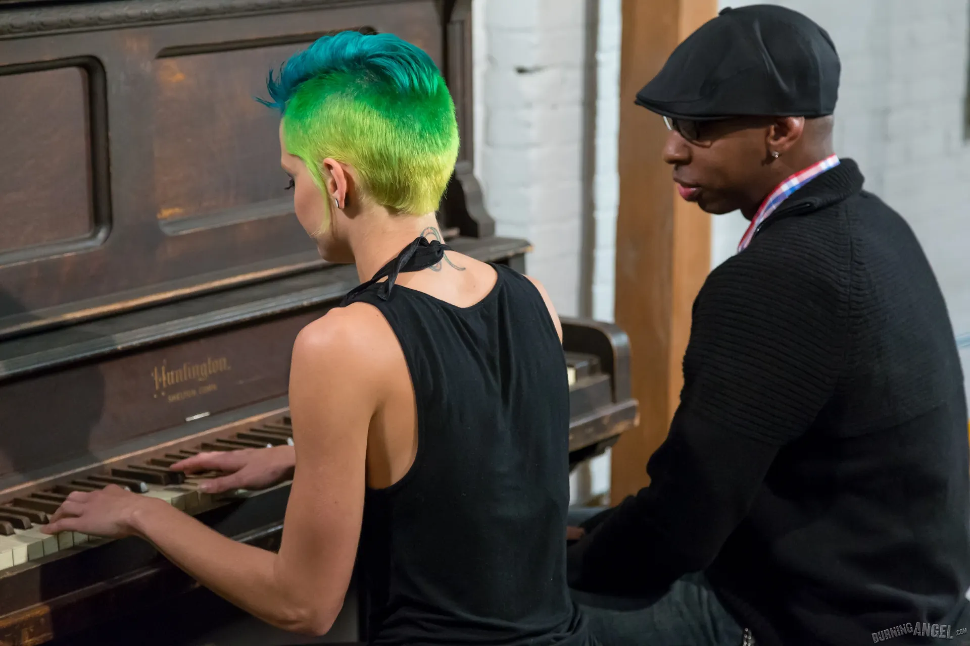 Burning Angel 'Use Your Fingers' starring Cassie Ryder (Photo 1)