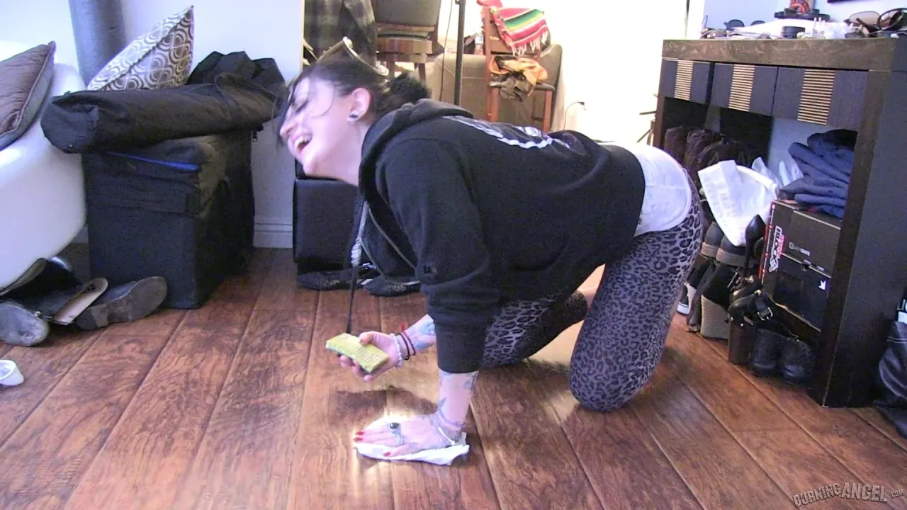 Burning Angel 'BTS Episode 82' starring Draven Star (Photo 13)