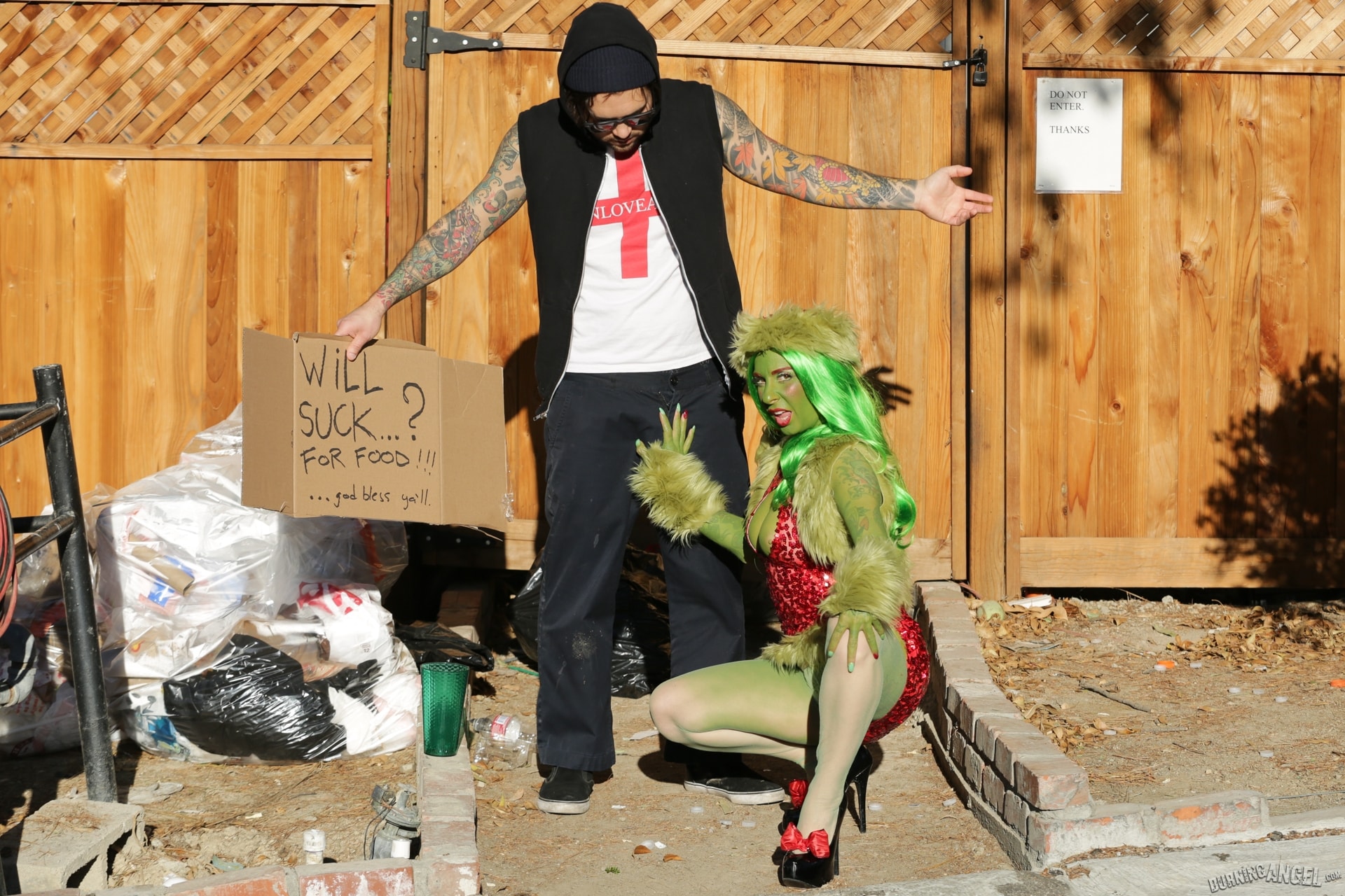 Burning Angel 'How The Grinch Gaped Christmas - Chapter 4' starring Joanna Angel (Photo 3)