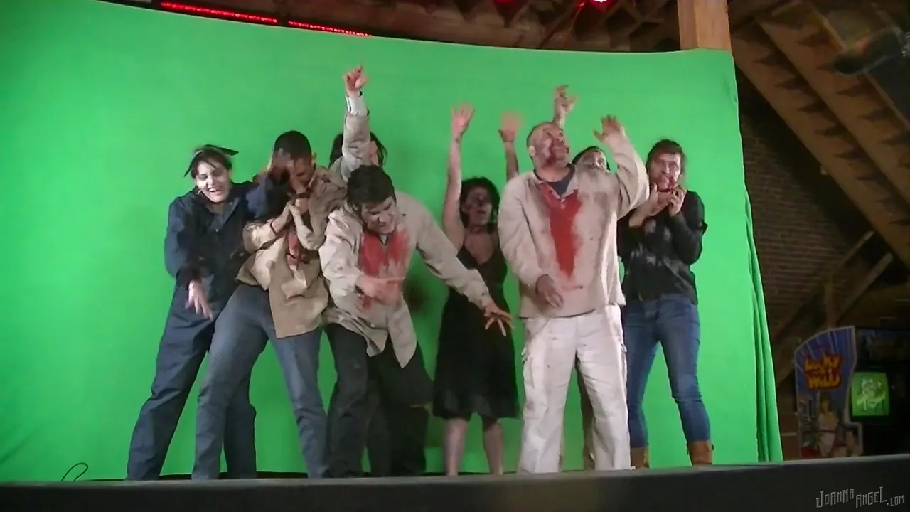 Burning Angel 'BTS Episode 17' starring Larkin Love (Photo 3)