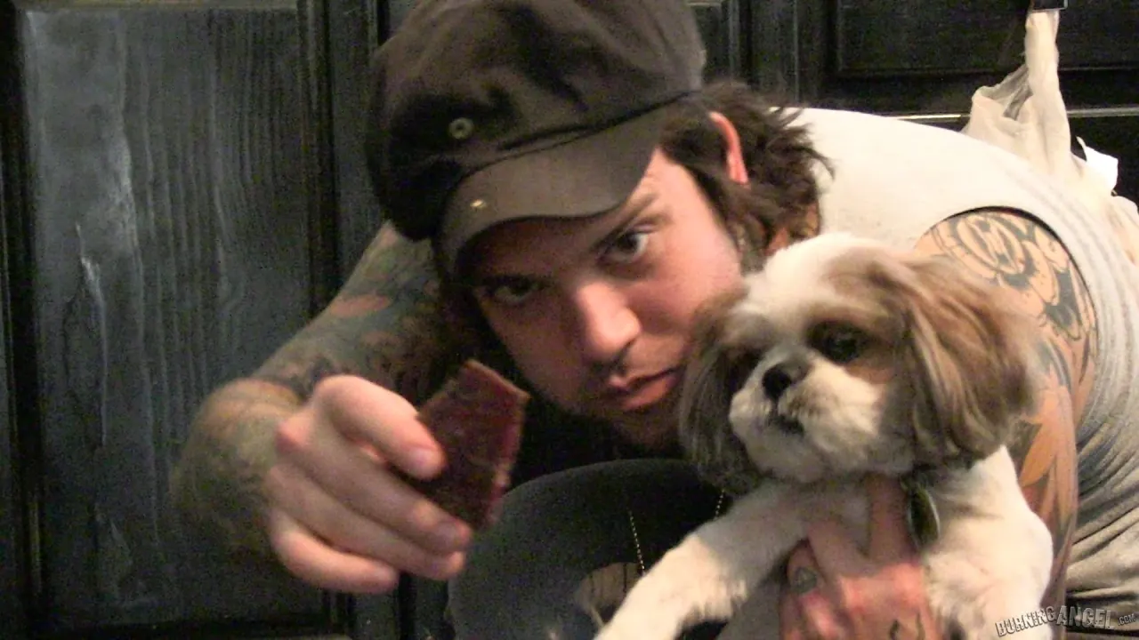 Burning Angel 'BTS Episode 25' starring Larkin Love (Photo 3)