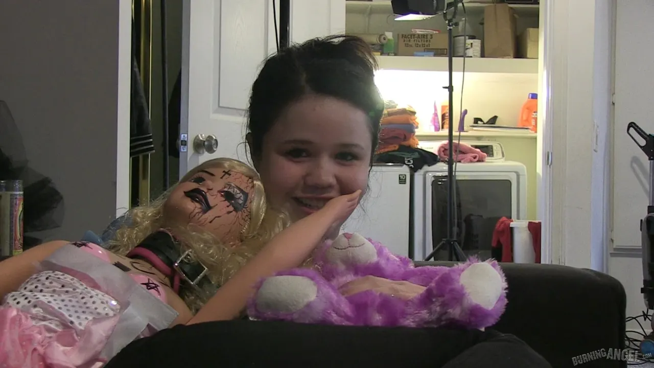 Burning Angel 'BTS Episode 88' starring Leigh Raven (Photo 9)