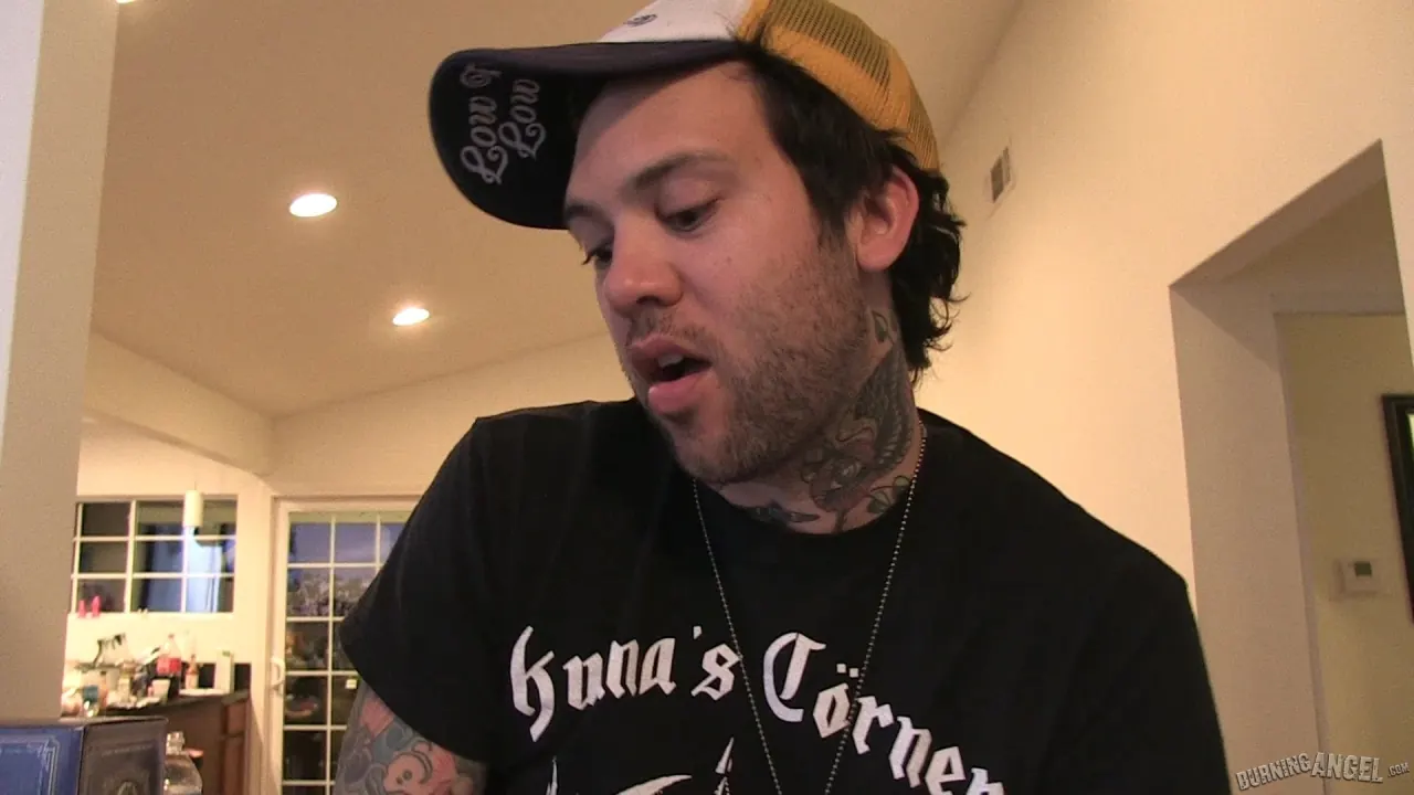 Burning Angel 'BTS Episode 56' starring Lily Lane (Photo 3)