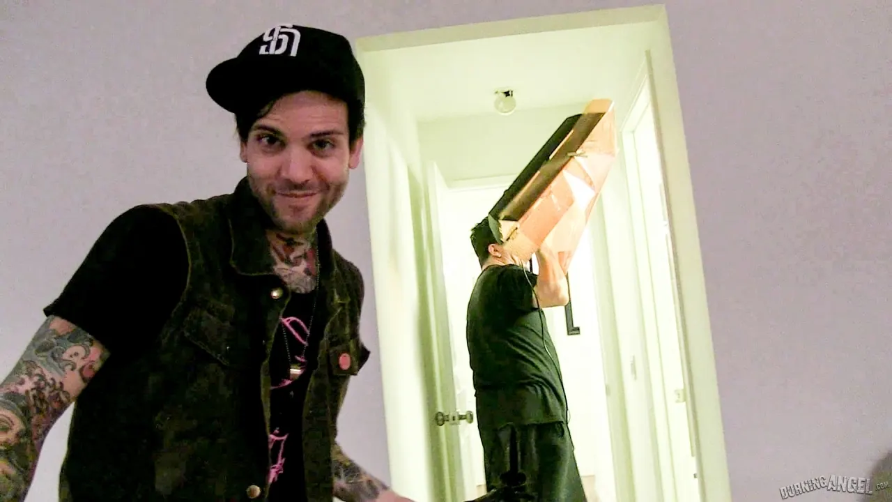 Burning Angel 'BTS Episode 89' starring Nikki Hearts (Photo 4)