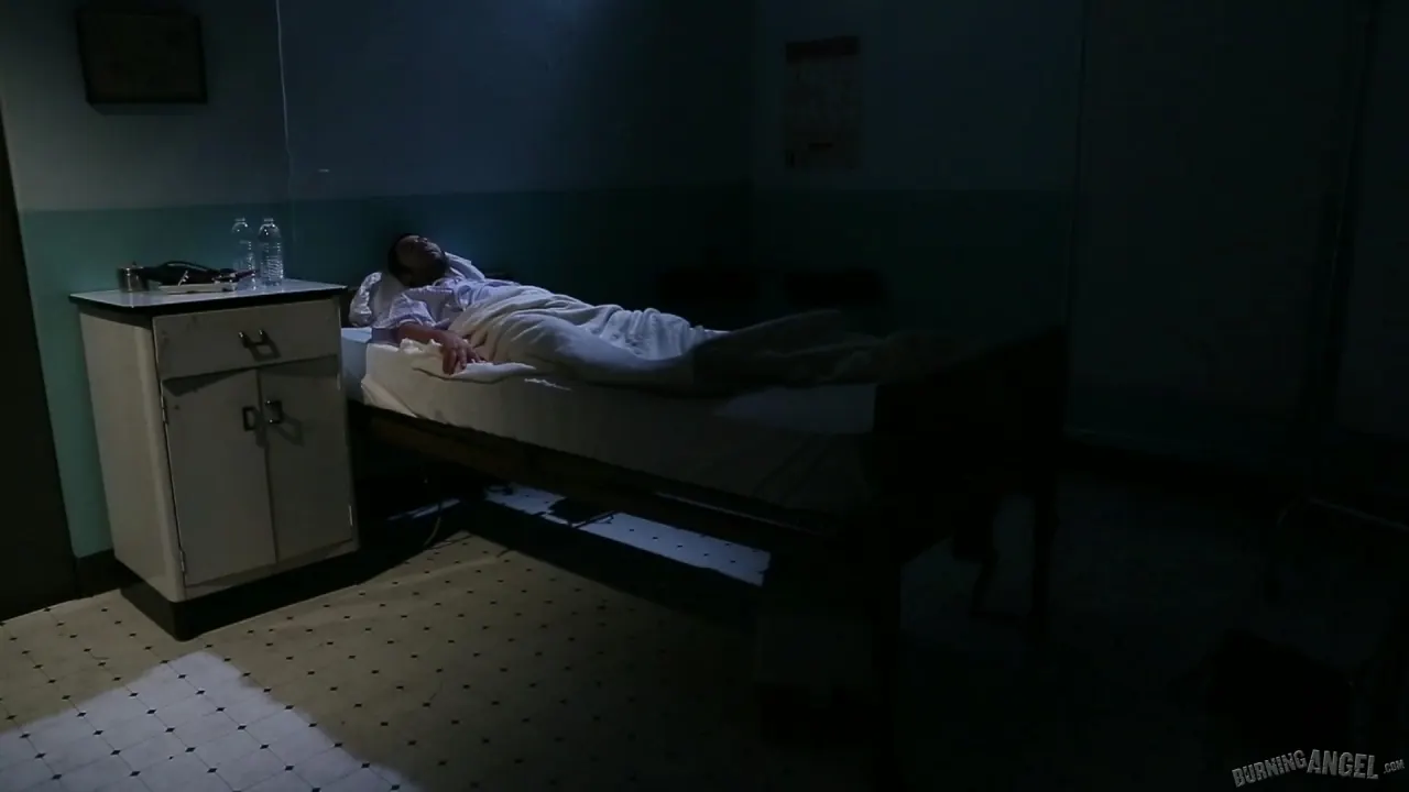 Burning Angel 'Walking Dead BJ' starring Phoenix Askani (Photo 1)