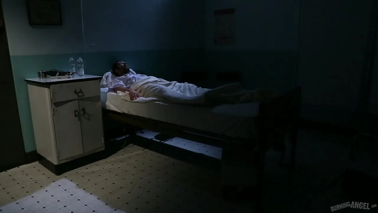 Burning Angel 'Walking Dead BJ' starring Phoenix Askani (Photo 2)