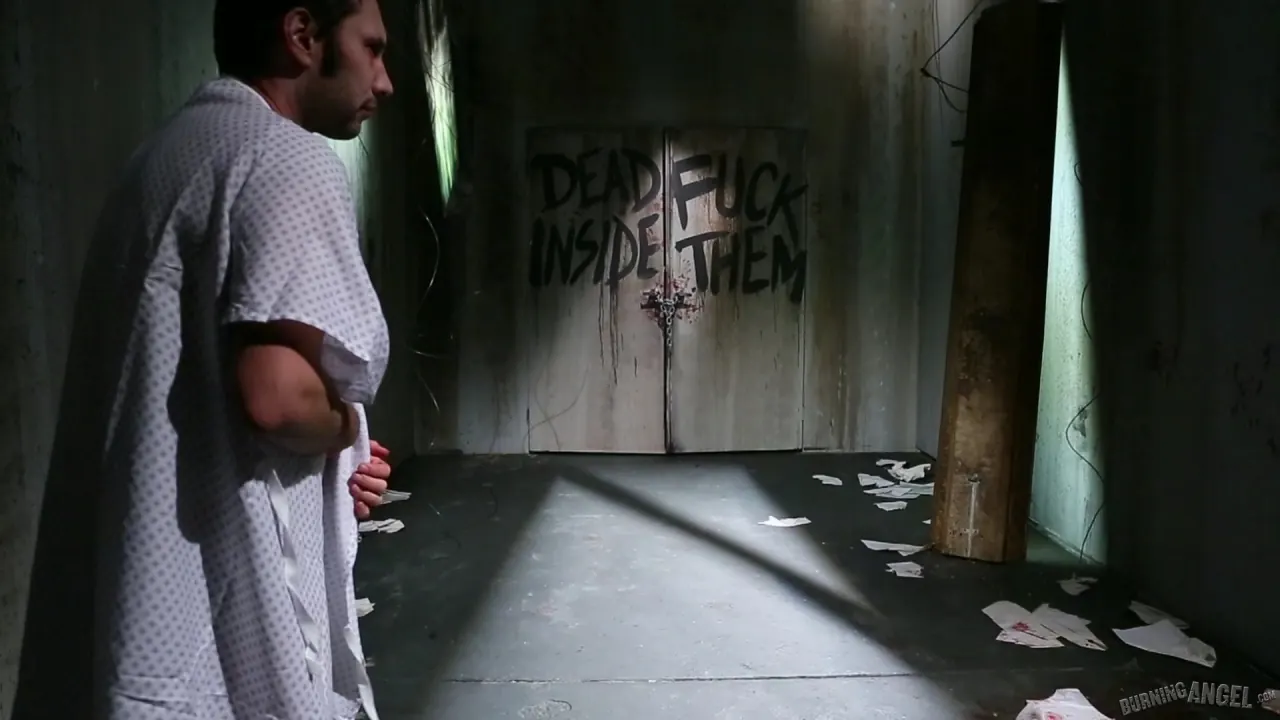 Burning Angel 'Walking Dead BJ' starring Phoenix Askani (Photo 6)