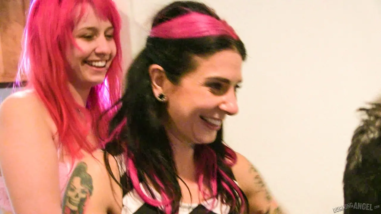 Burning Angel 'BTS Episode 68' starring Proxy Paige (Photo 3)