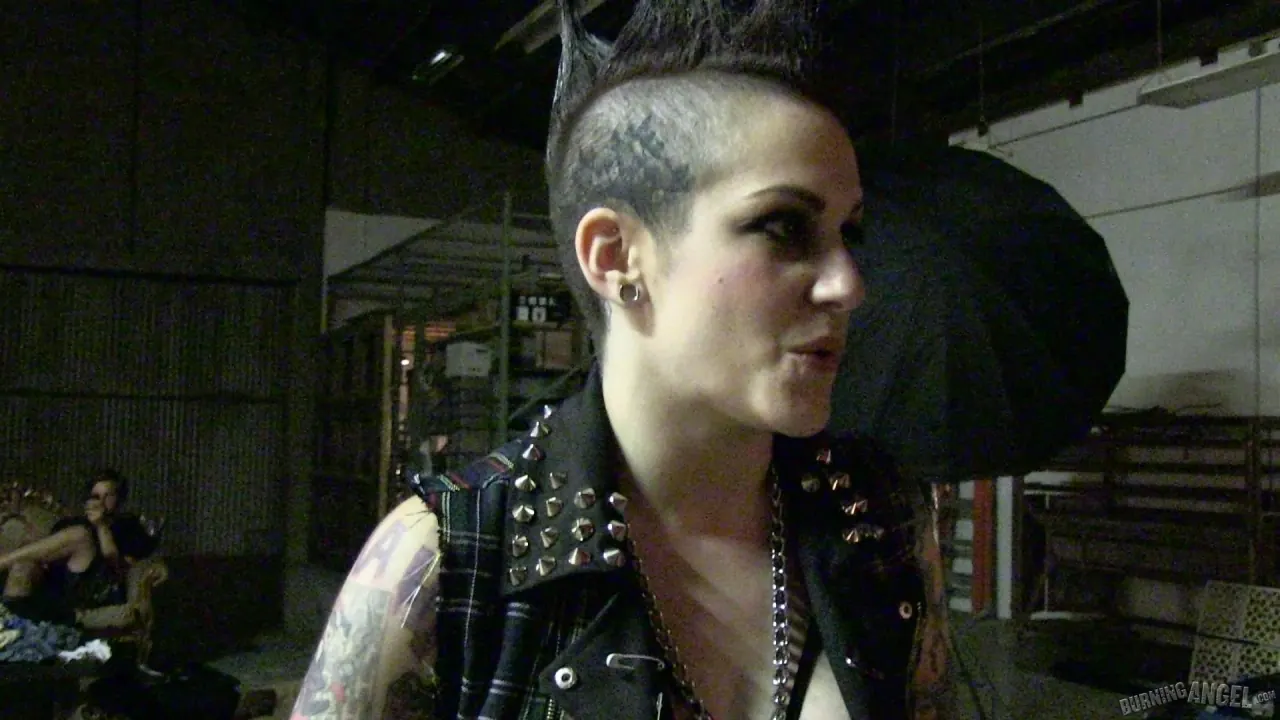 Burning Angel 'BTS Episode 71' starring Rizzo Ford (Photo 2)