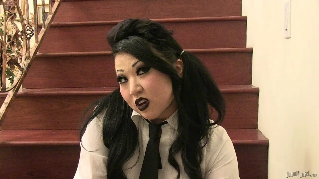 Burning Angel 'BTS Episode 34' starring Skin Diamond (Photo 1)