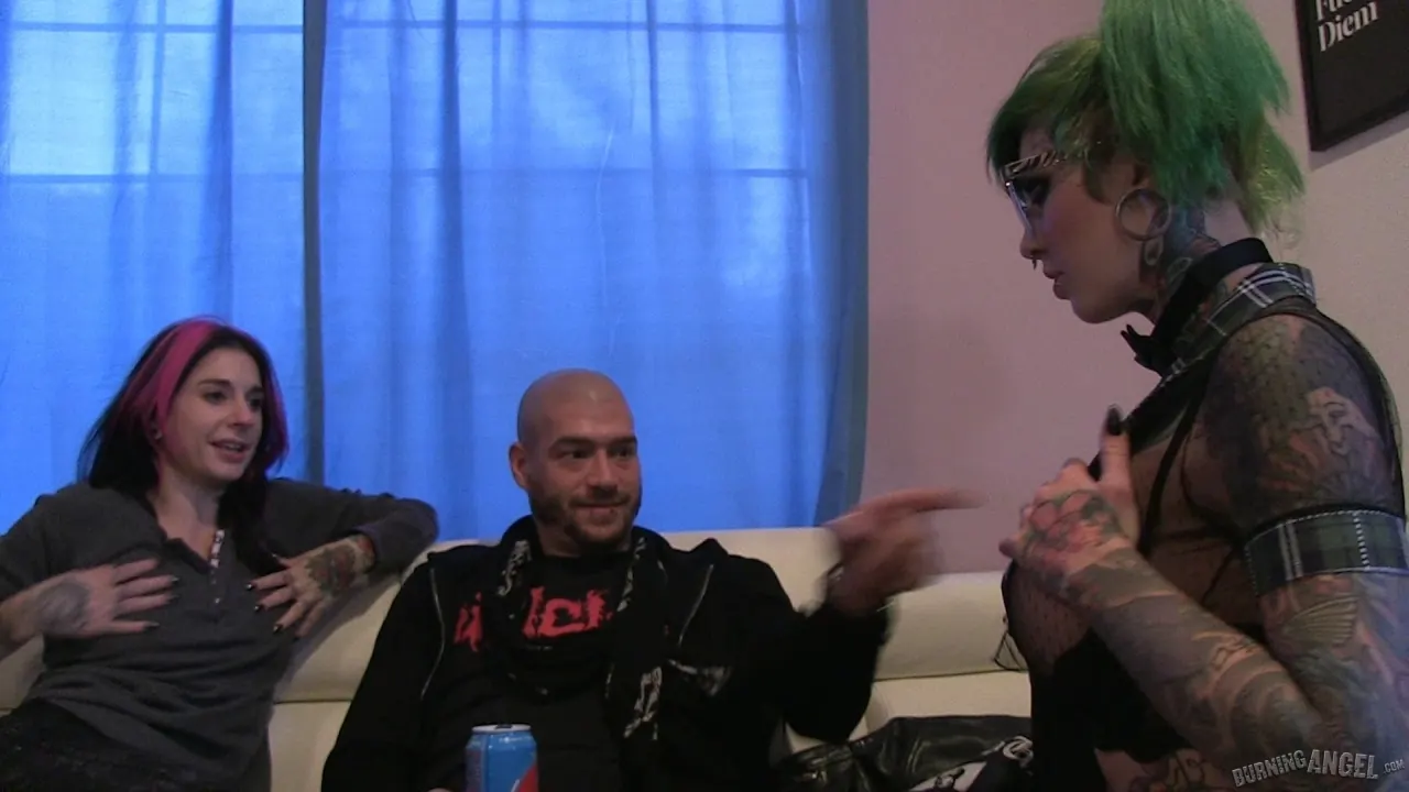 Burning Angel 'BTS Episode 80' starring Sydnee Vicious (Photo 6)