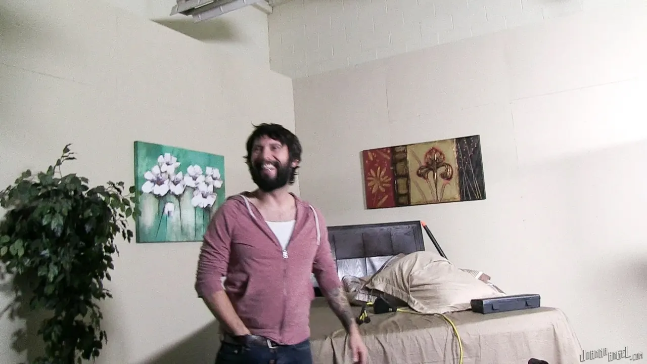 Burning Angel 'BTS Episode 21' starring Veronica Layke (Photo 13)